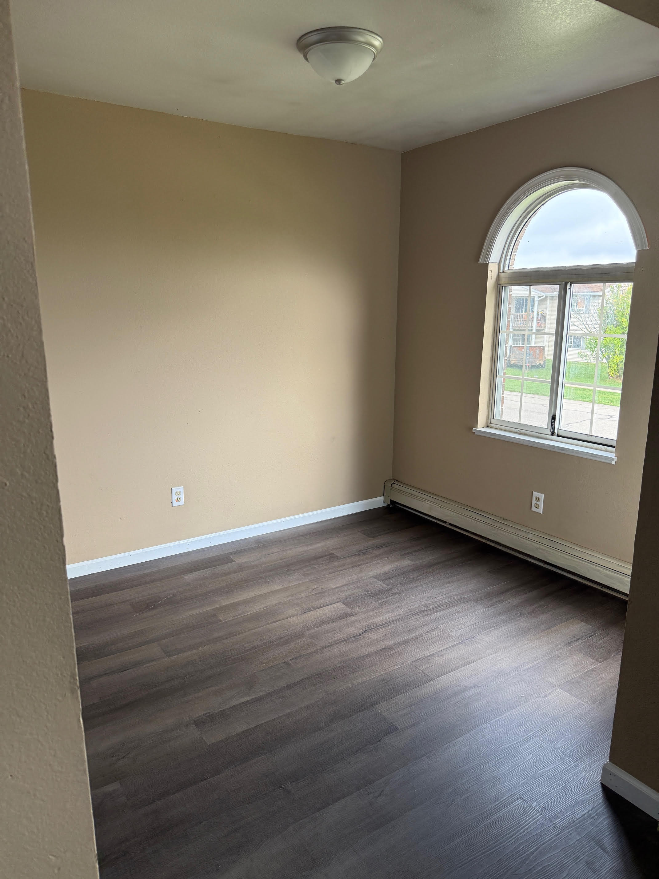 1048 Abbey Court - 5